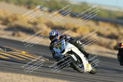 media/Nov-17-2024-CVMA (Sun) [[1fec520723]]/Race 17-Amateur Supersport Middleweight/